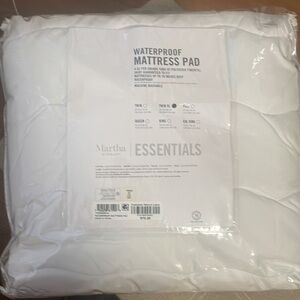 Martha Stewart Classic Twin XL Waterproof Mattress Pad